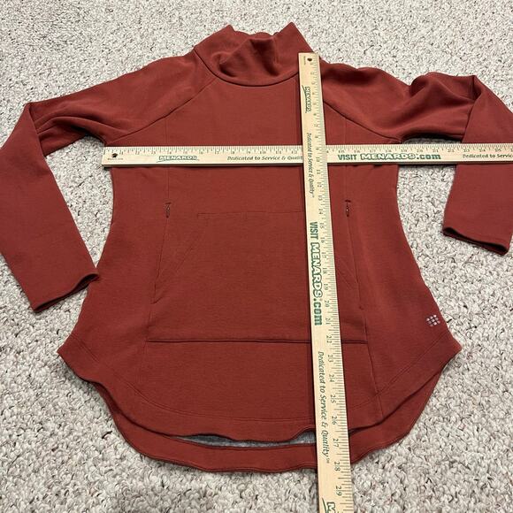 Title Nine Women's Most Wanted Pullover Sweatshirt Sz M Red Mock Neck Gorpcore - Picture 2 of 8